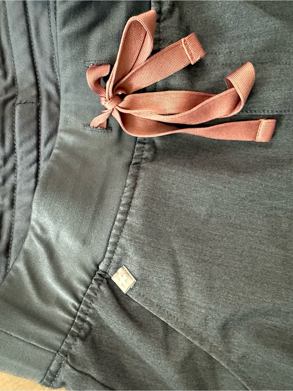 Figs Women's Zamora Jogger Pants Heather Denim with Pink Drawstring XS - Picture 3 of 7